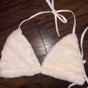 Fur bra